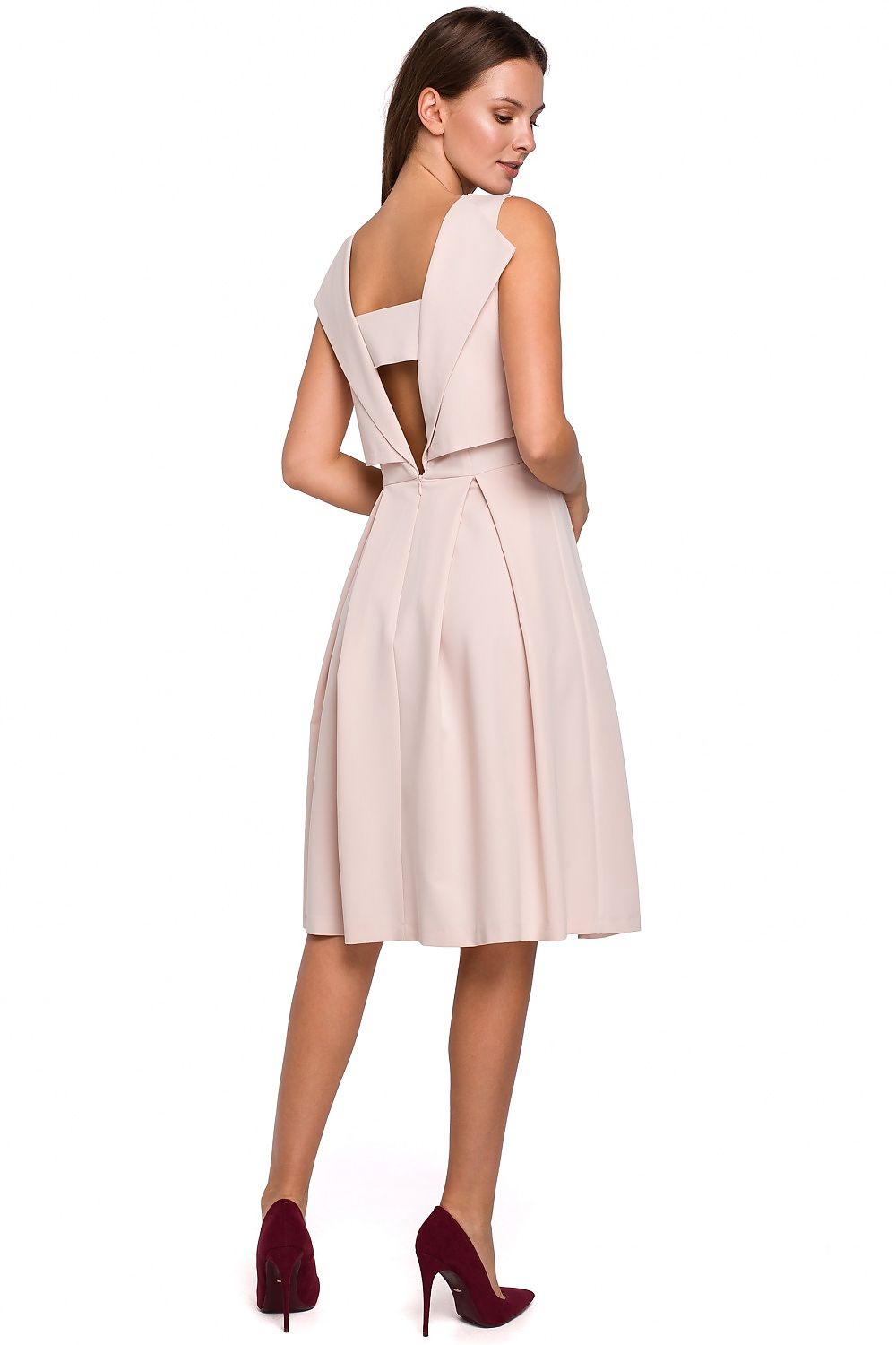 Estélyi ruha model 138536 Makover 