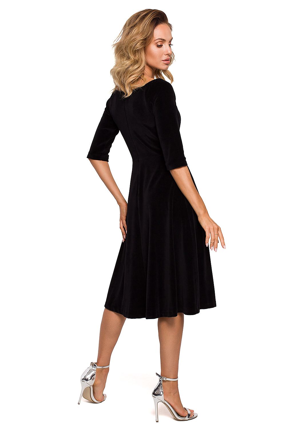  Estélyi ruha model 159585 Moe 