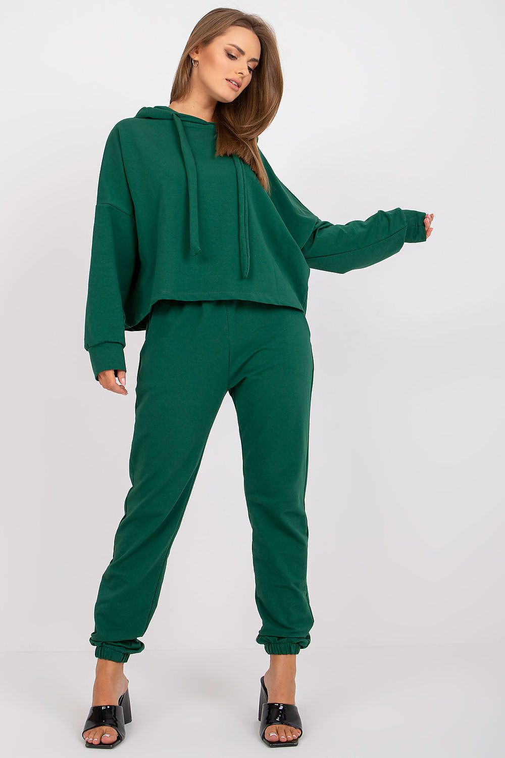  Együttes model 164809 Relevance 