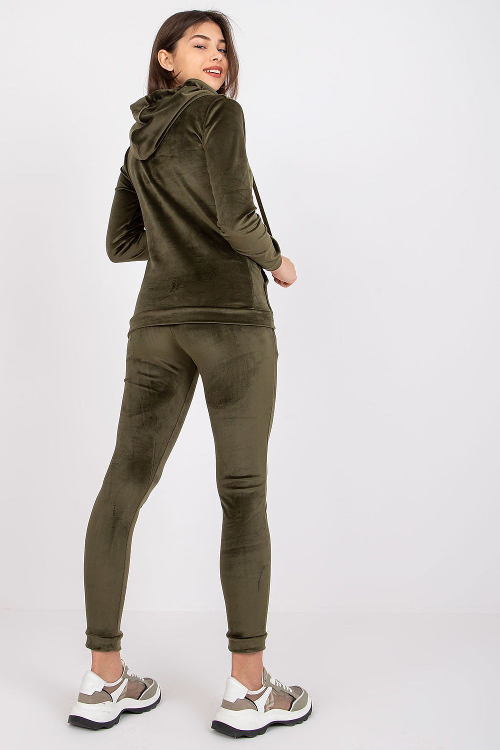  Együttes model 171061 Relevance 