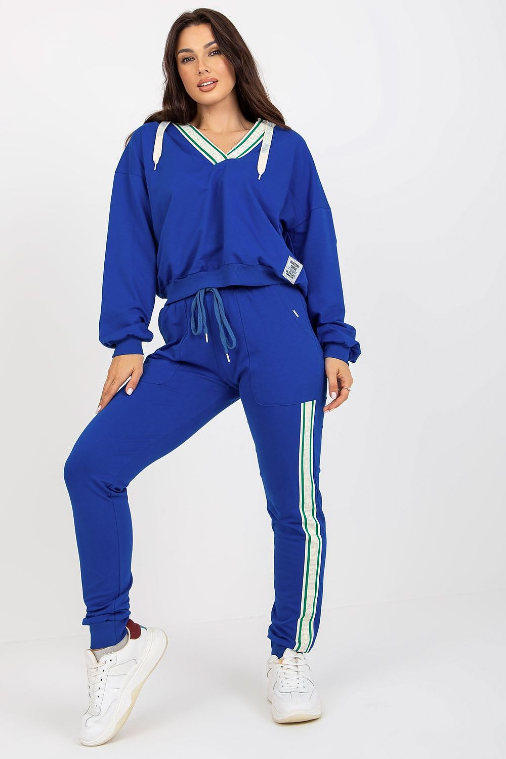  Együttes model 172723 Relevance 