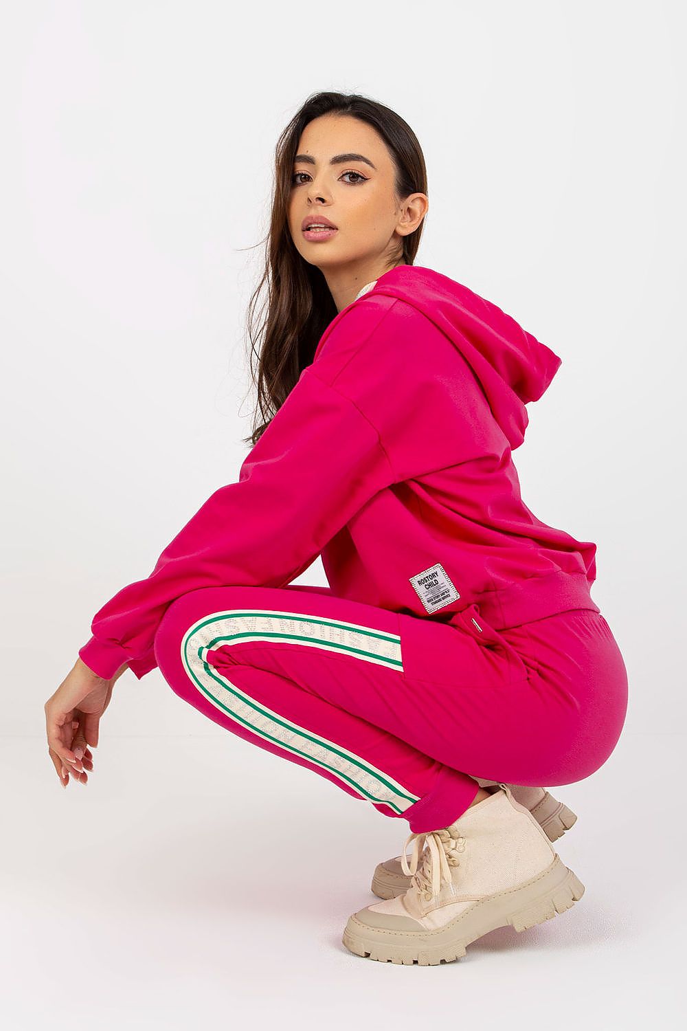  Együttes model 172724 Relevance 