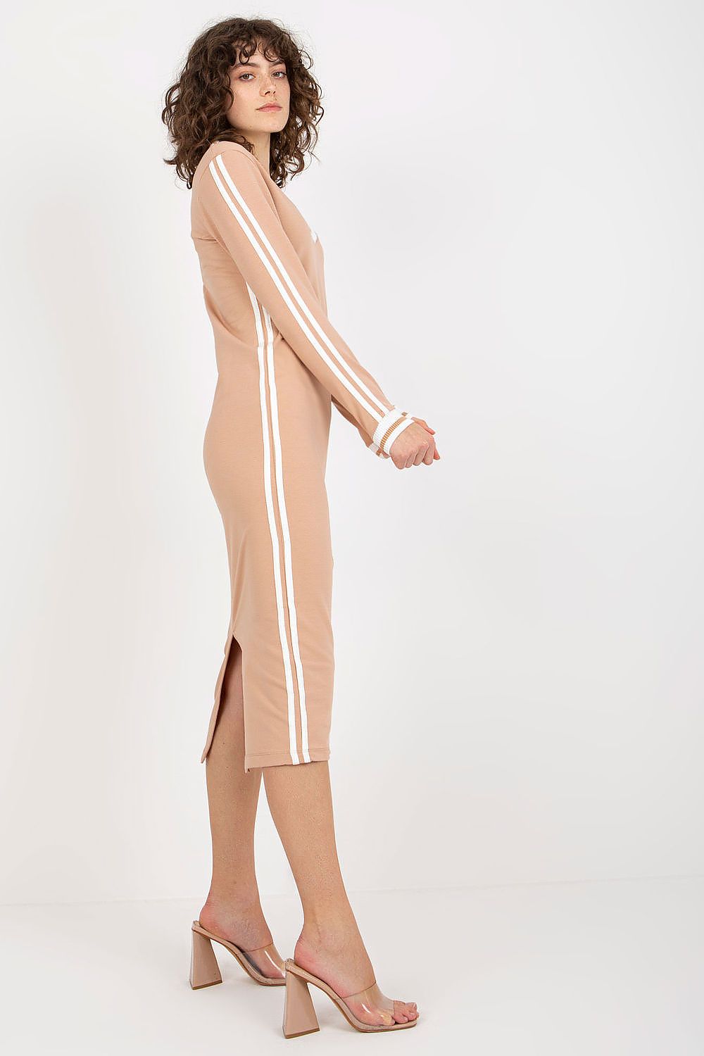  Hétköznapi ruha model 175694 Fancy 