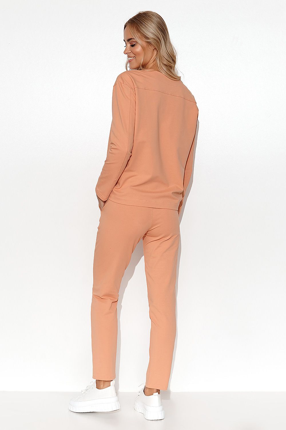  Együttes model 175660 Makadamia 