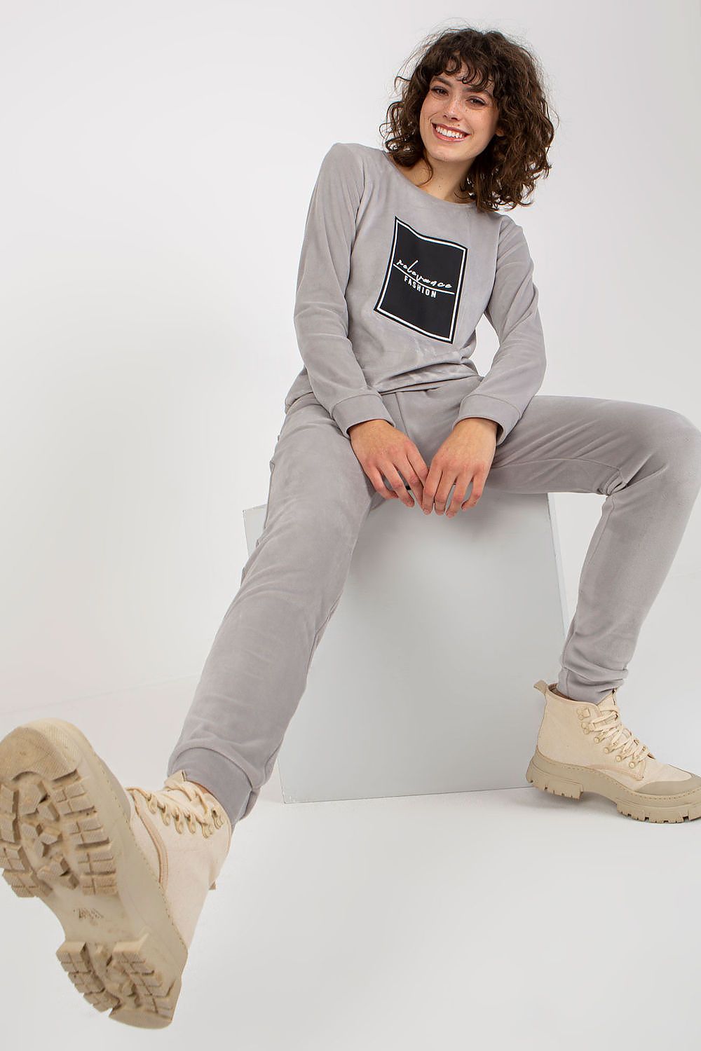  Együttes model 177072 Relevance 