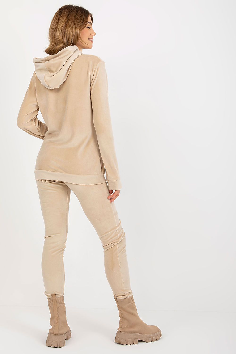  Együttes model 177080 Relevance 