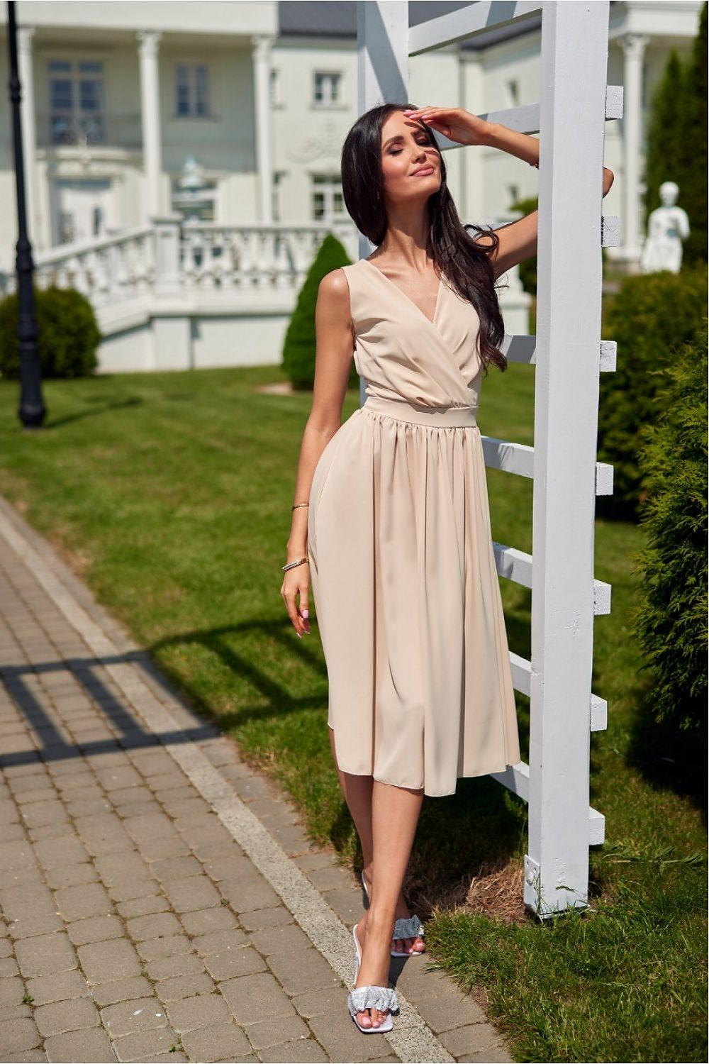  Alkalmi ruha model 183740 Roco Fashion 