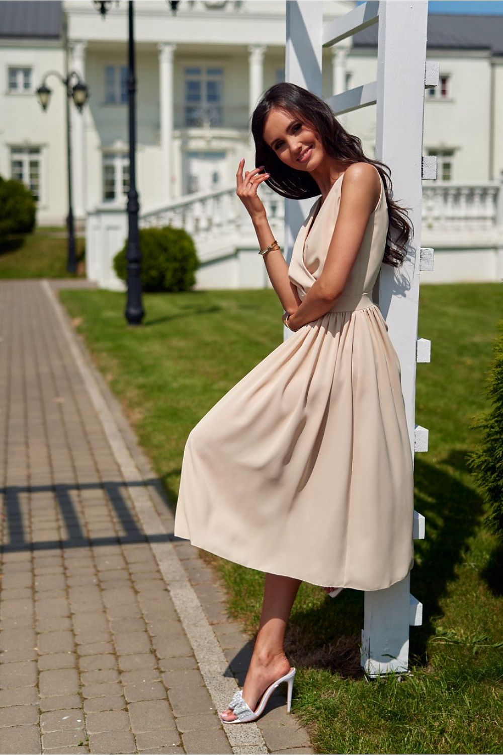  Alkalmi ruha model 183740 Roco Fashion 