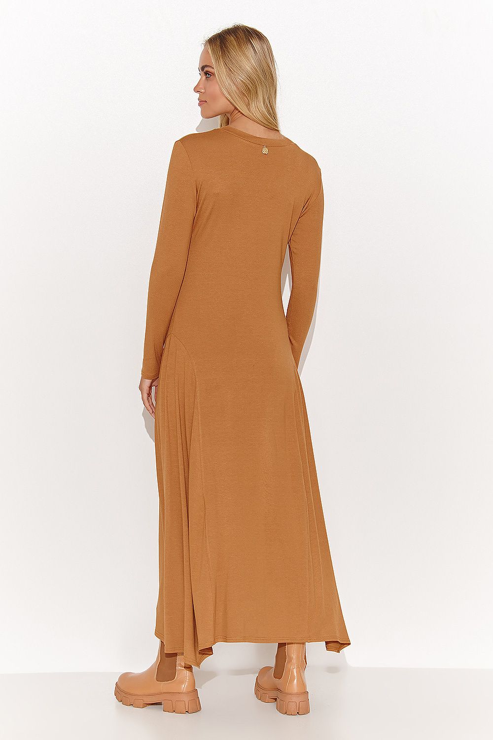  Hétköznapi ruha model 184389 Makadamia 