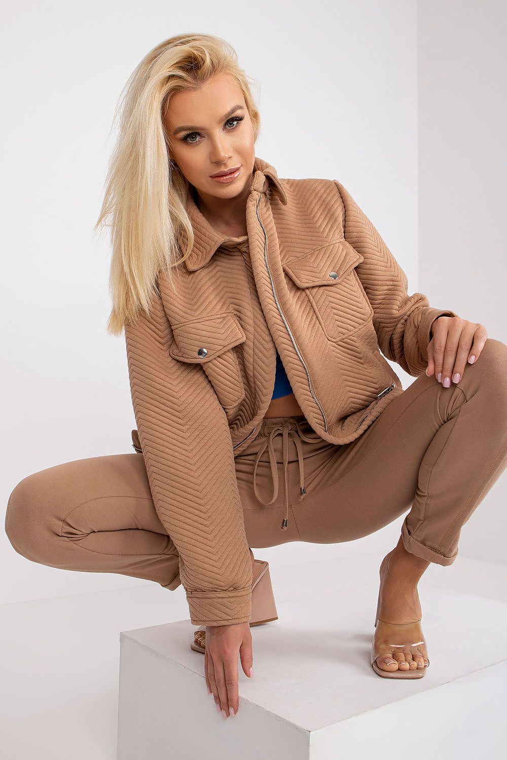  Dzseki model 184552 Rue Paris 