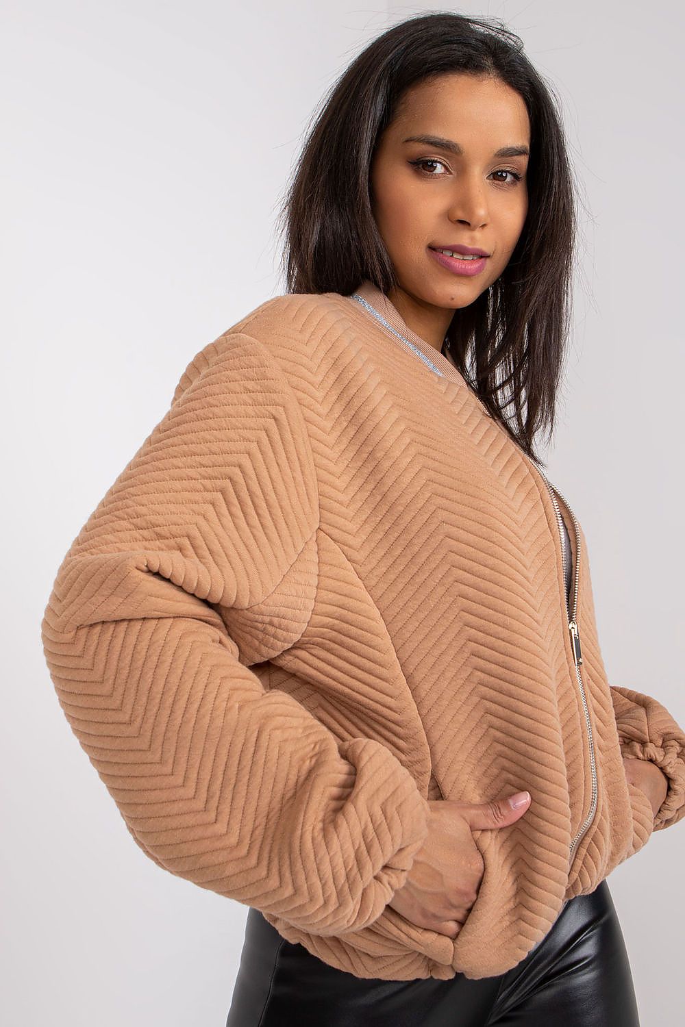  Dzseki model 184555 Rue Paris 