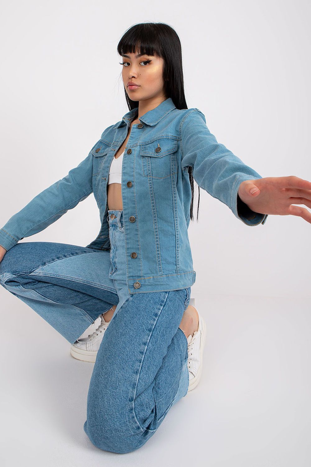  Dzseki model 184557 Rue Paris 
