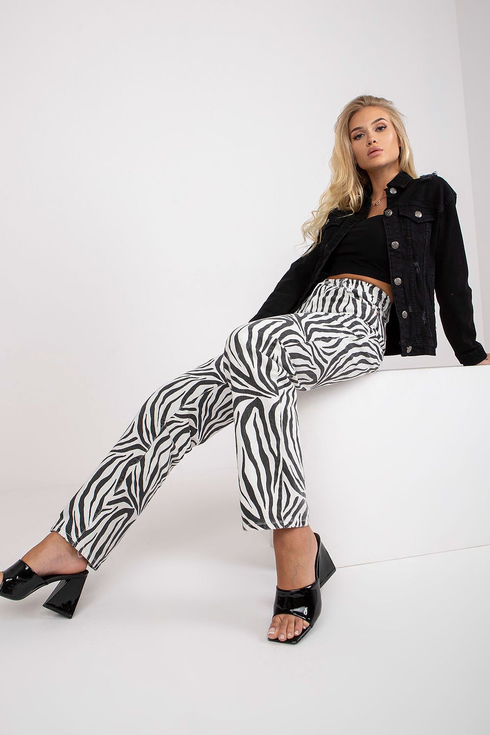  Dzseki model 184560 Rue Paris 