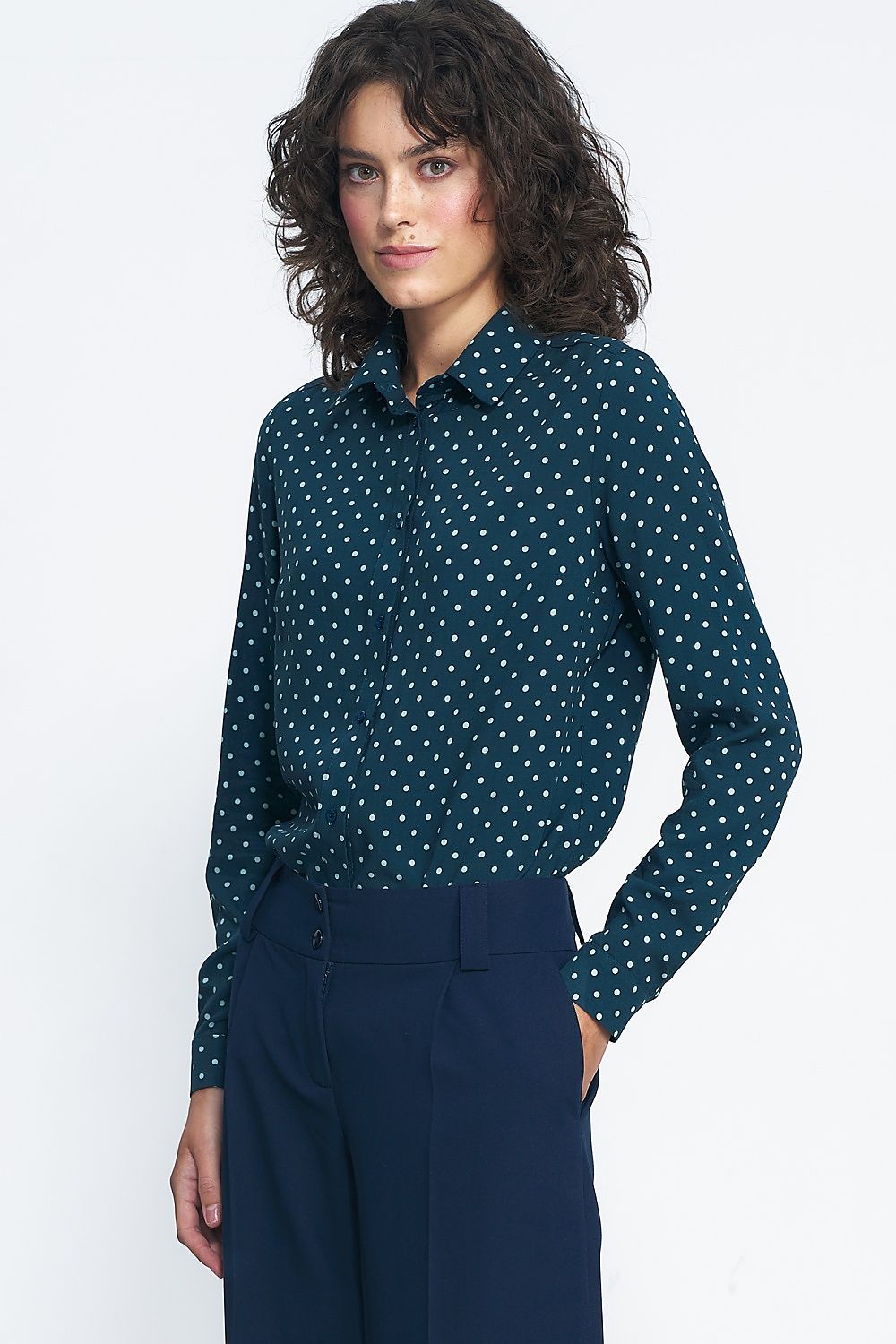  Hosszú ujjú ing model 186122 Nife 